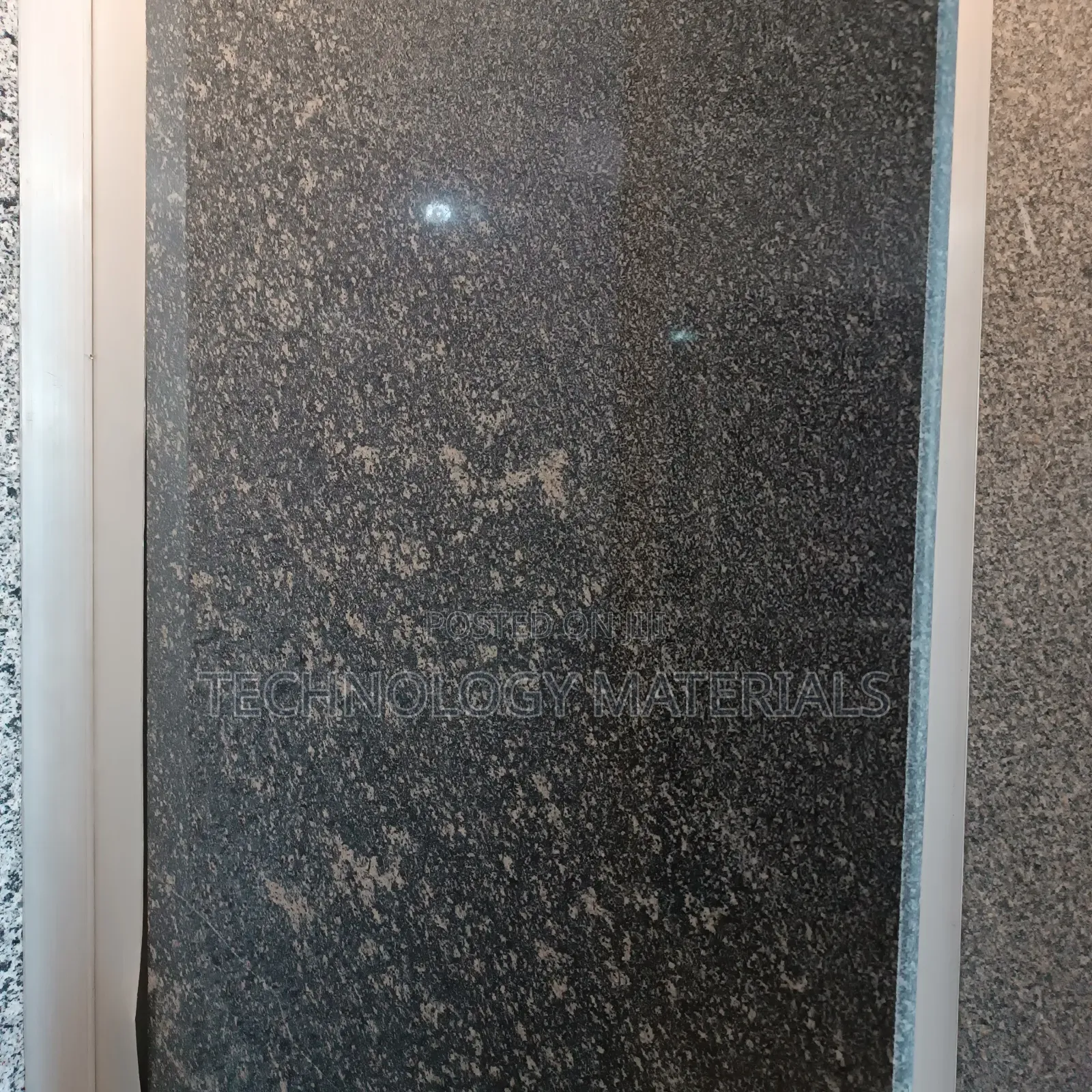 Warm Chacoal Granite
