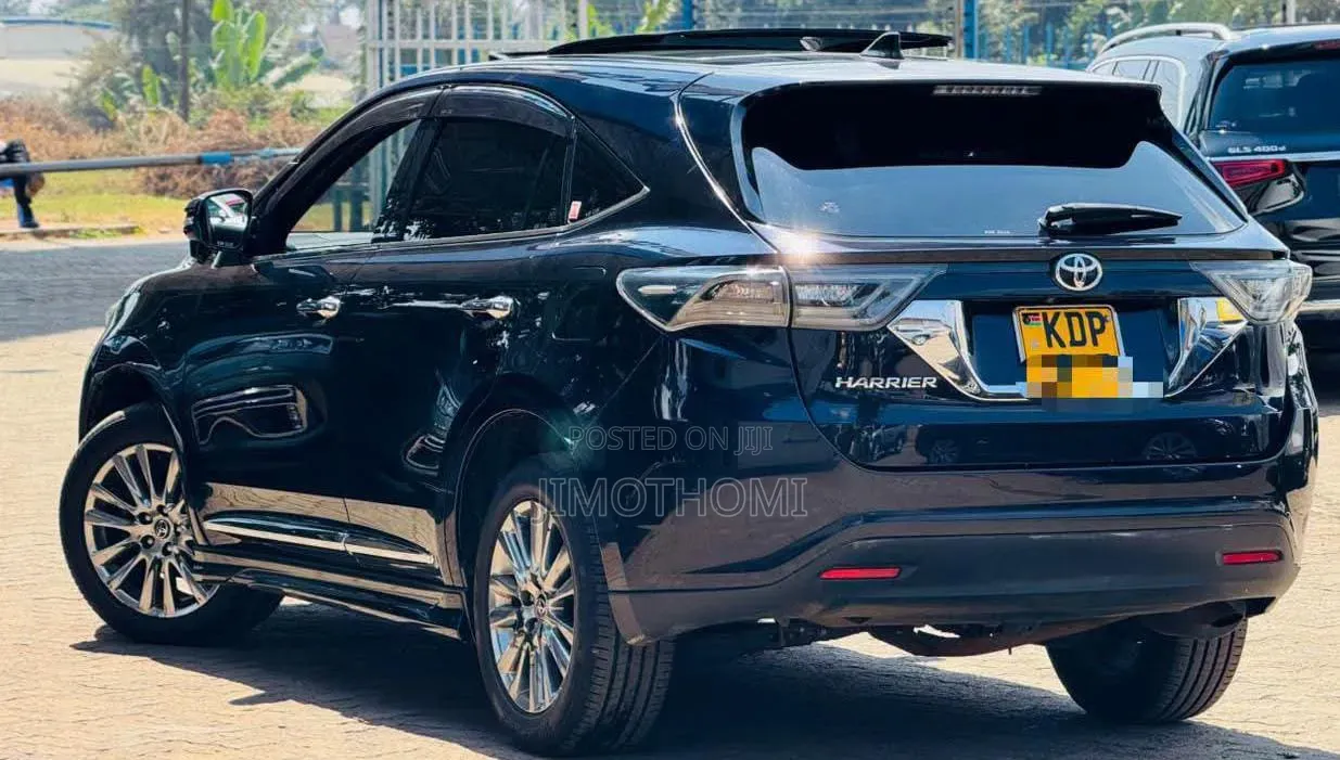 Toyota Harrier 2017 Black