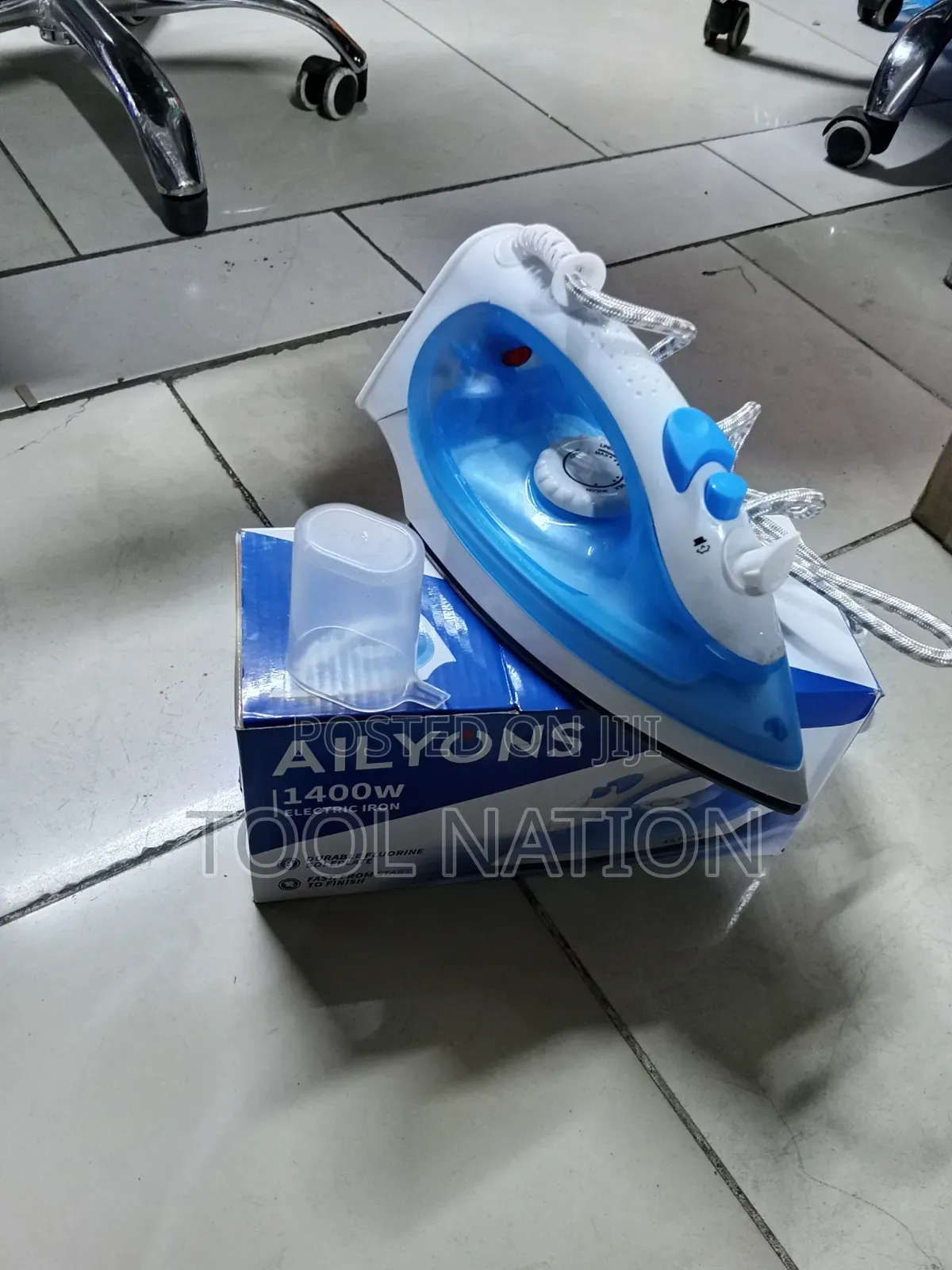 High Quality 1000w Ailyon Electric Iron