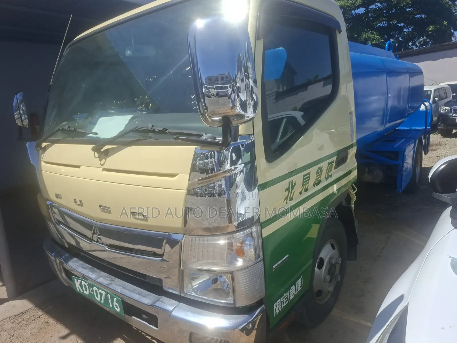Fuso Canter Water Boswer 2019