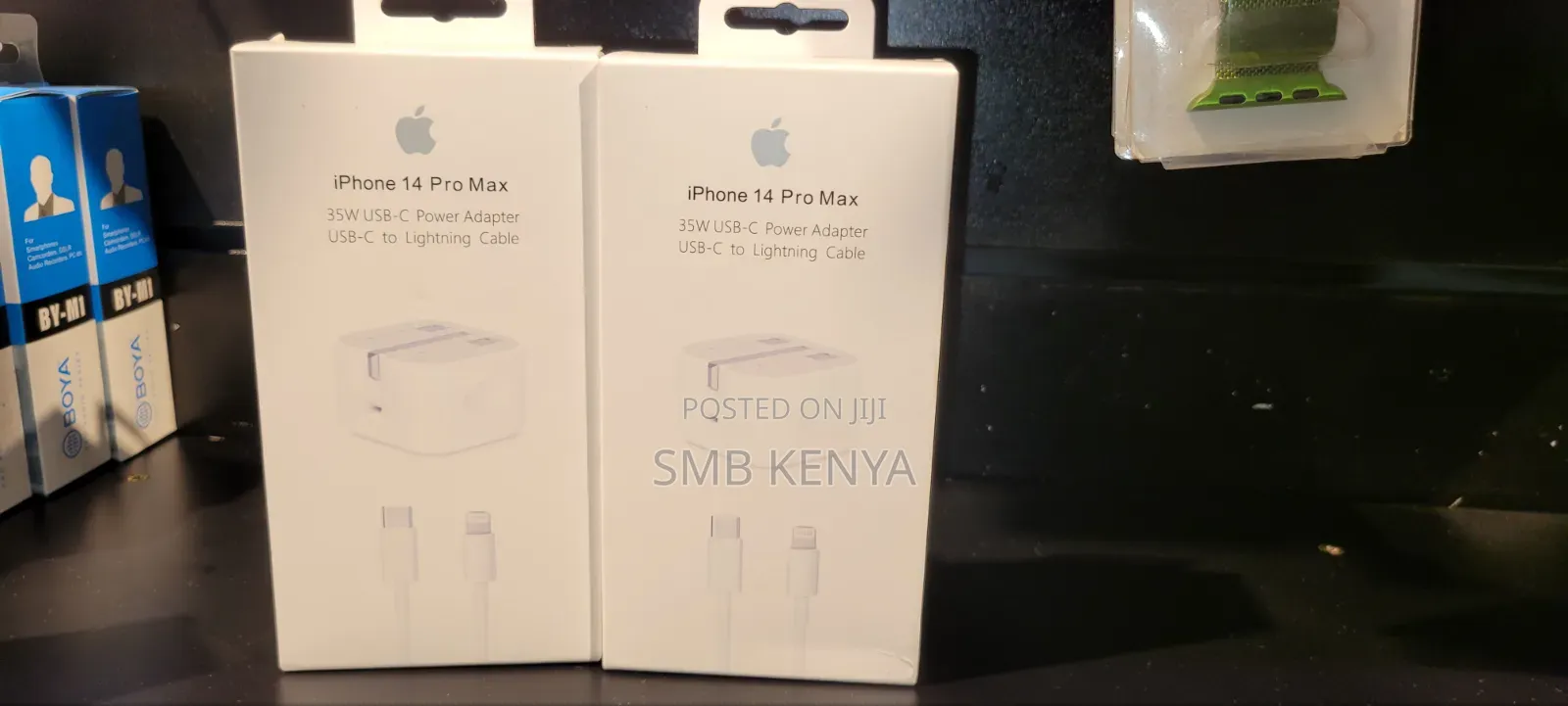 Apple 35W USB-C Fast Charging Adapter With Lightning Cable