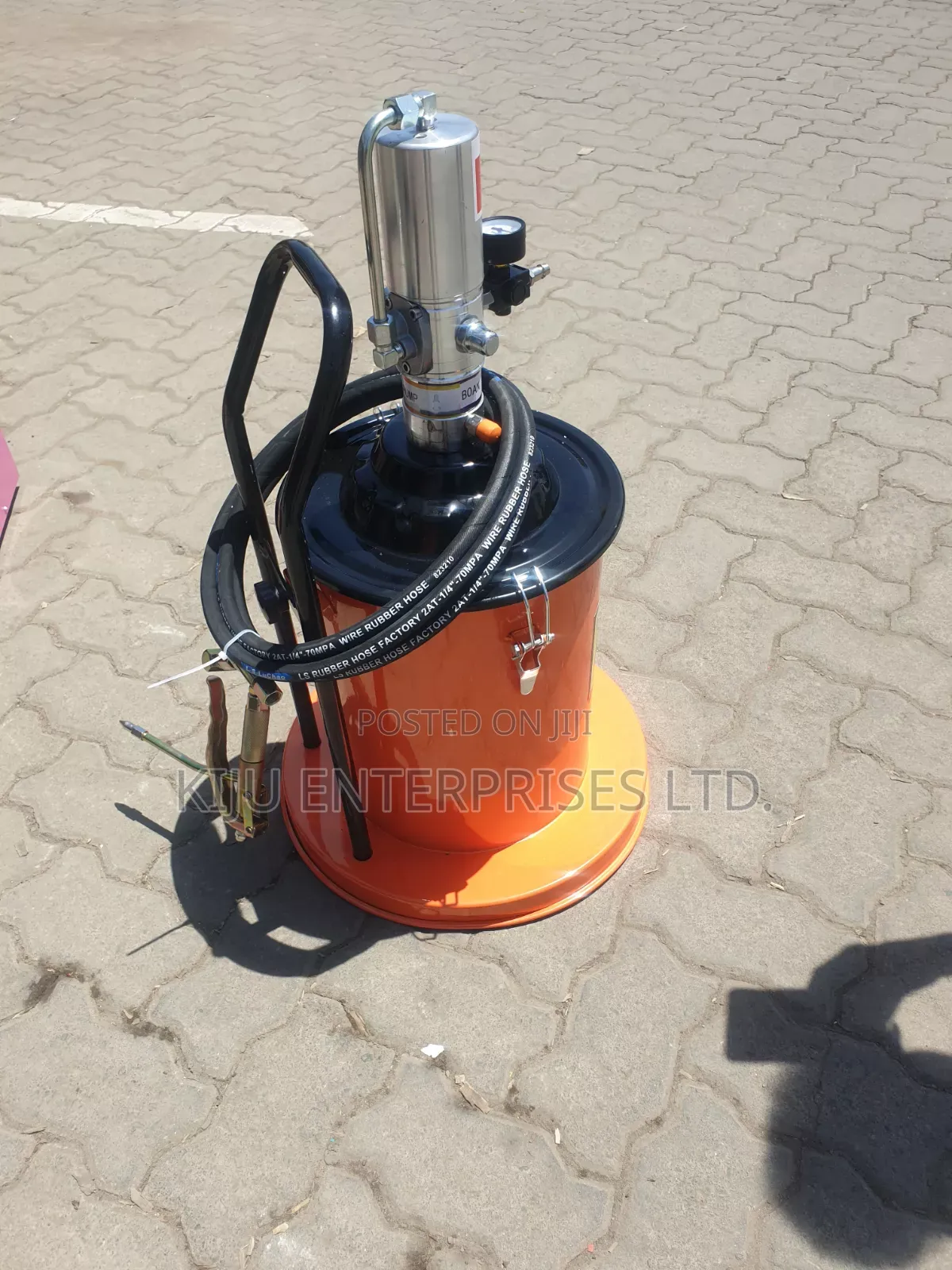Pneumatic Grease Bucket