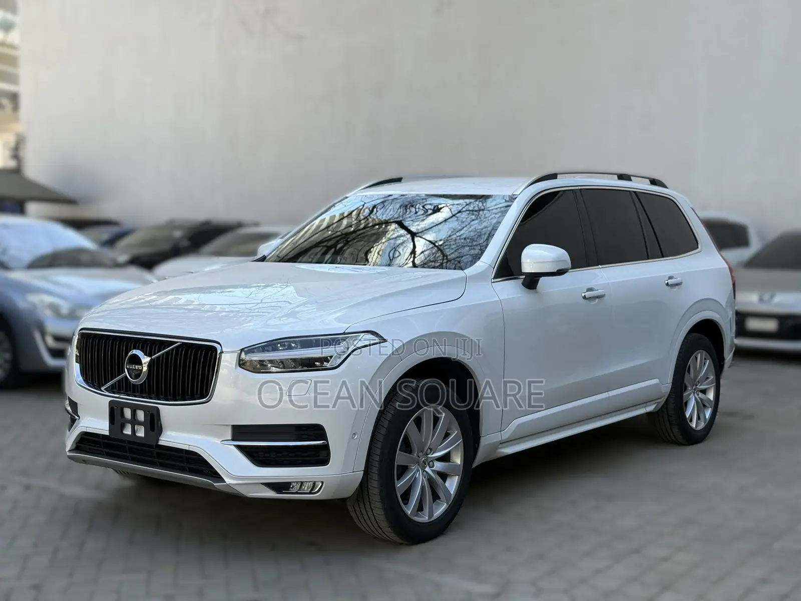 Volvo XC90 T5 Momentum AWD (2.0L 4cyl 8A) 2017 White