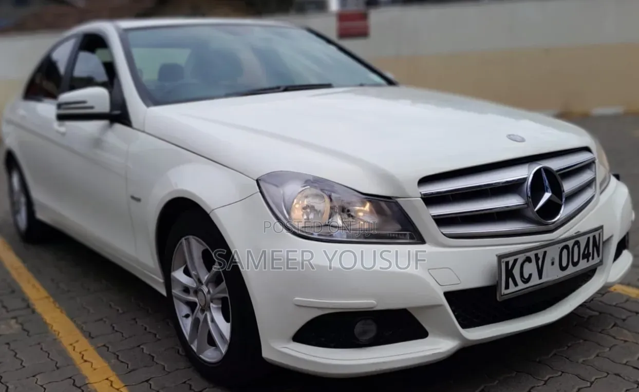 Mercedes-Benz C200 2012 White