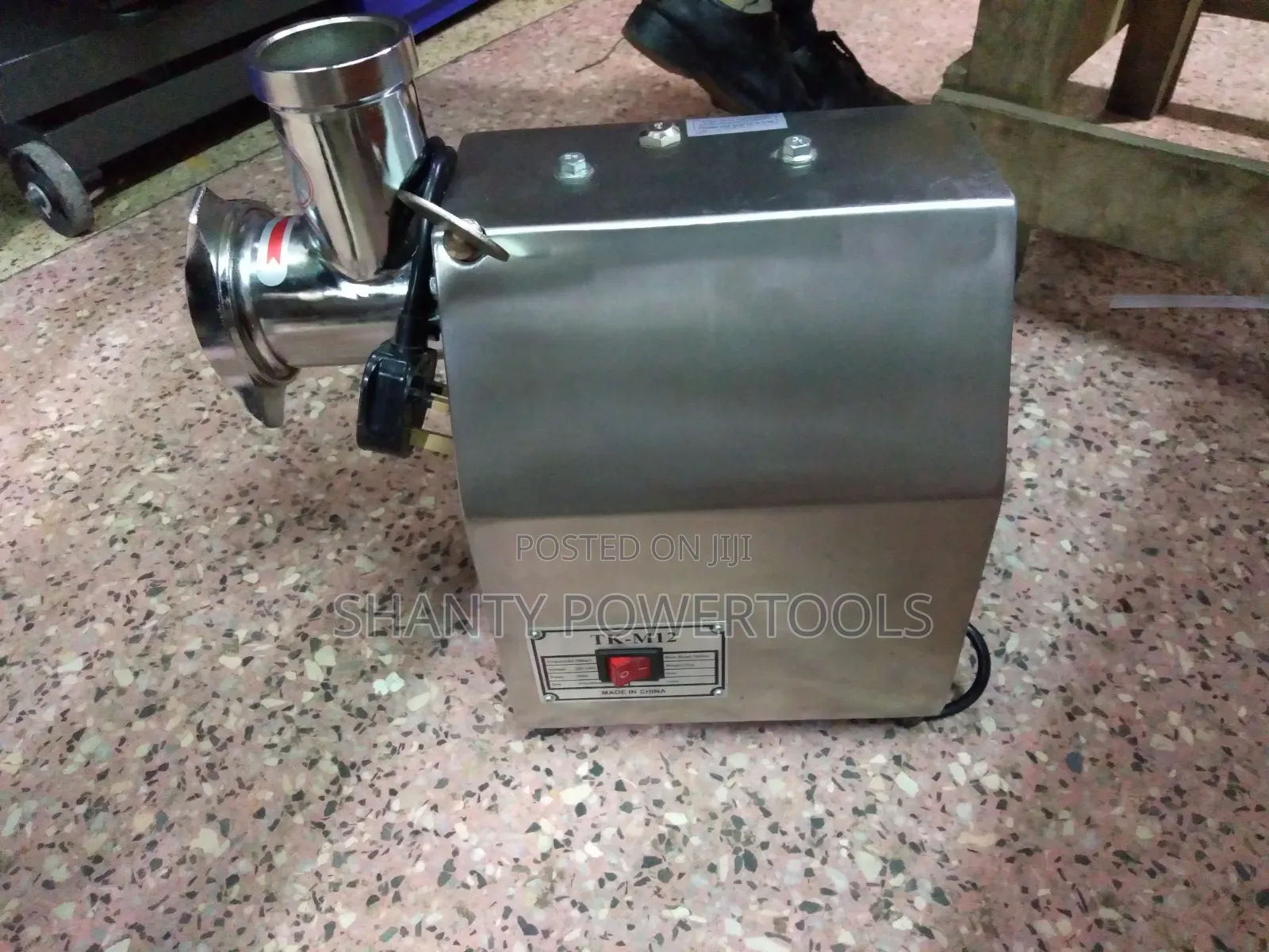 Commercial Meat Mincer M12