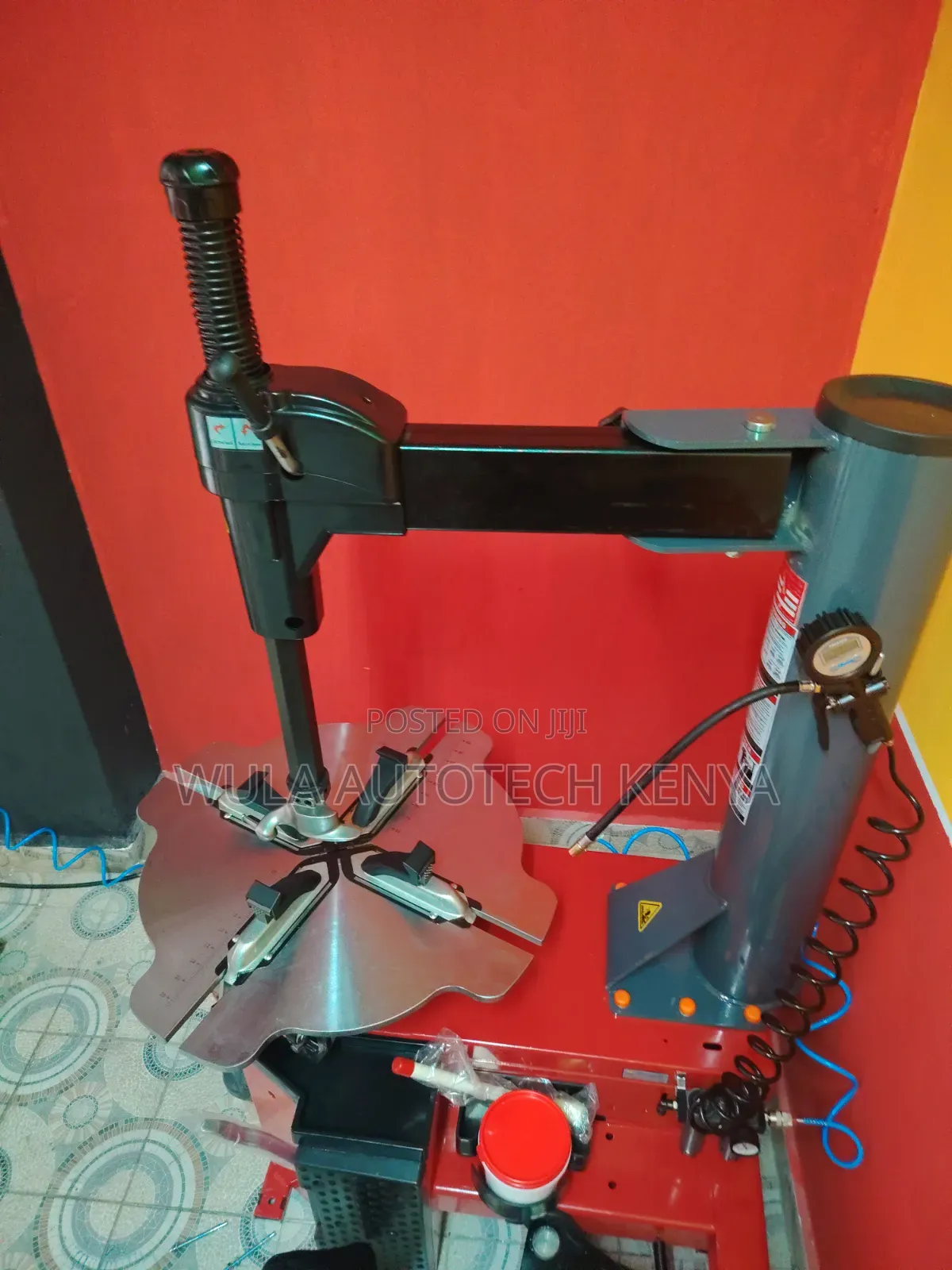 Professional Tyre Shops Heavy Duty Tyre Changer STC-768 Machine