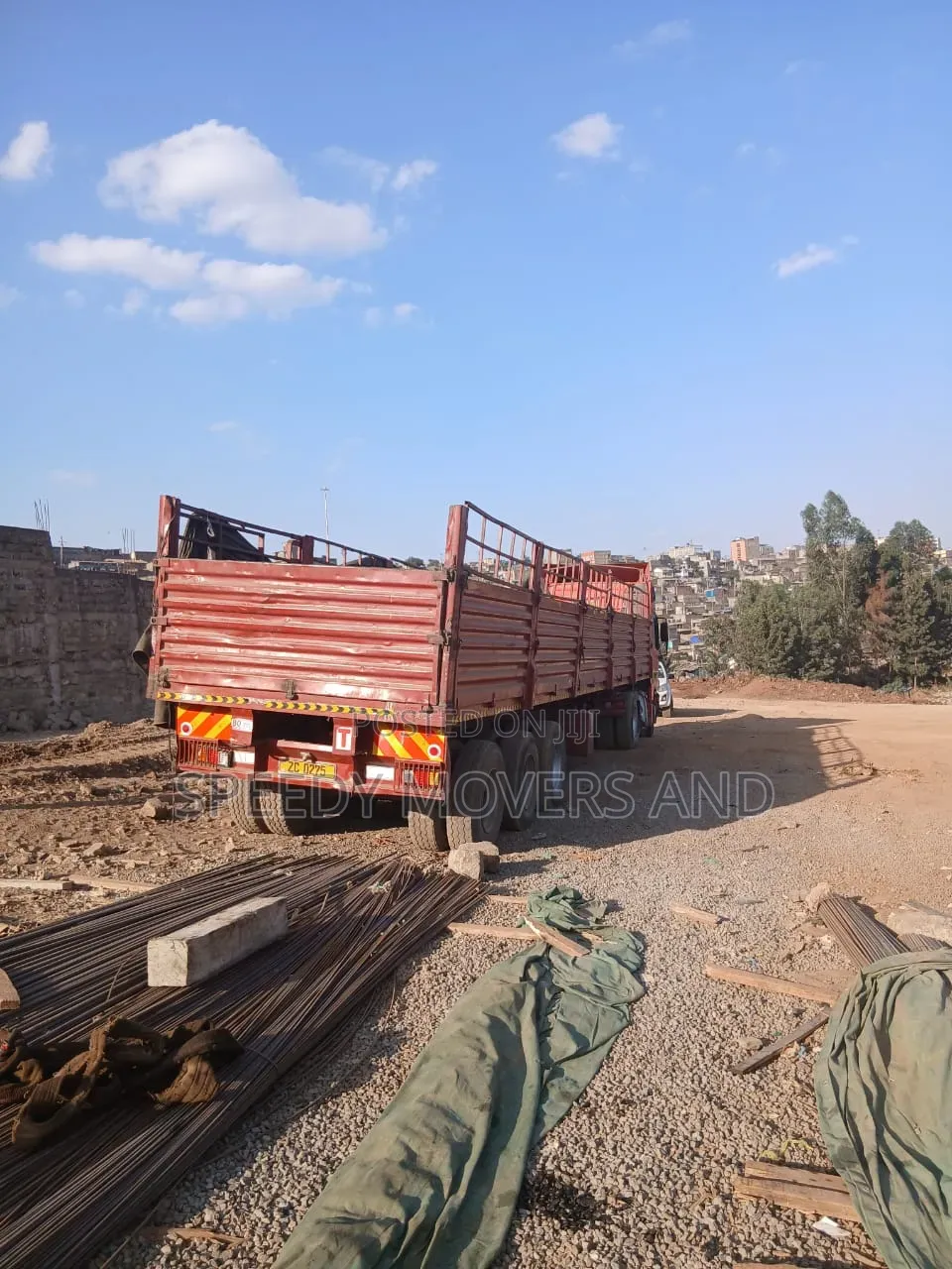 Trailer With Crane Is Available in Nairobi, 24/7
