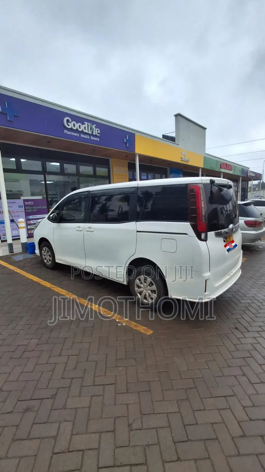 Toyota Noah 2014 Black