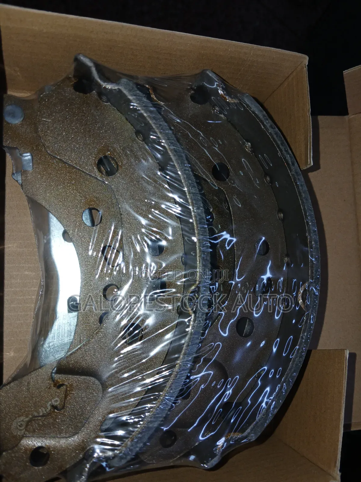 K1750 – Nissan Almera N17 / Note E12 – Rear Brake Linings.
