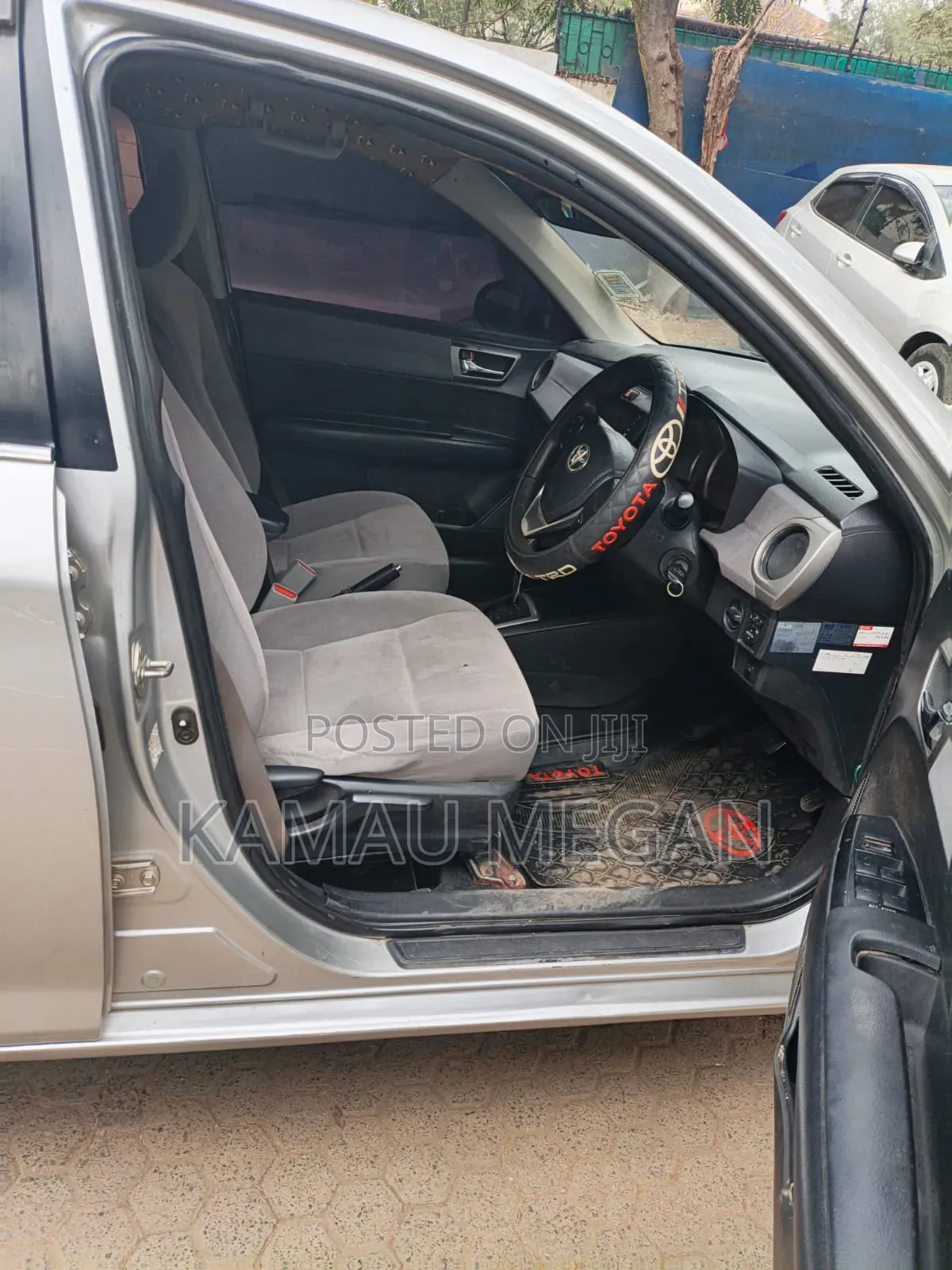 Toyota Axio 2012 Silver