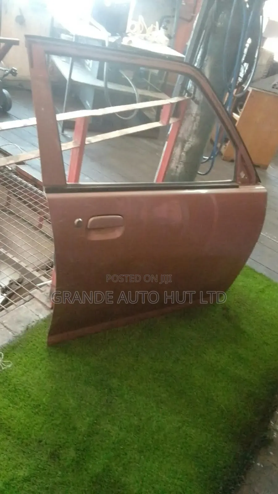 Suzuki Alto  Door Front Right