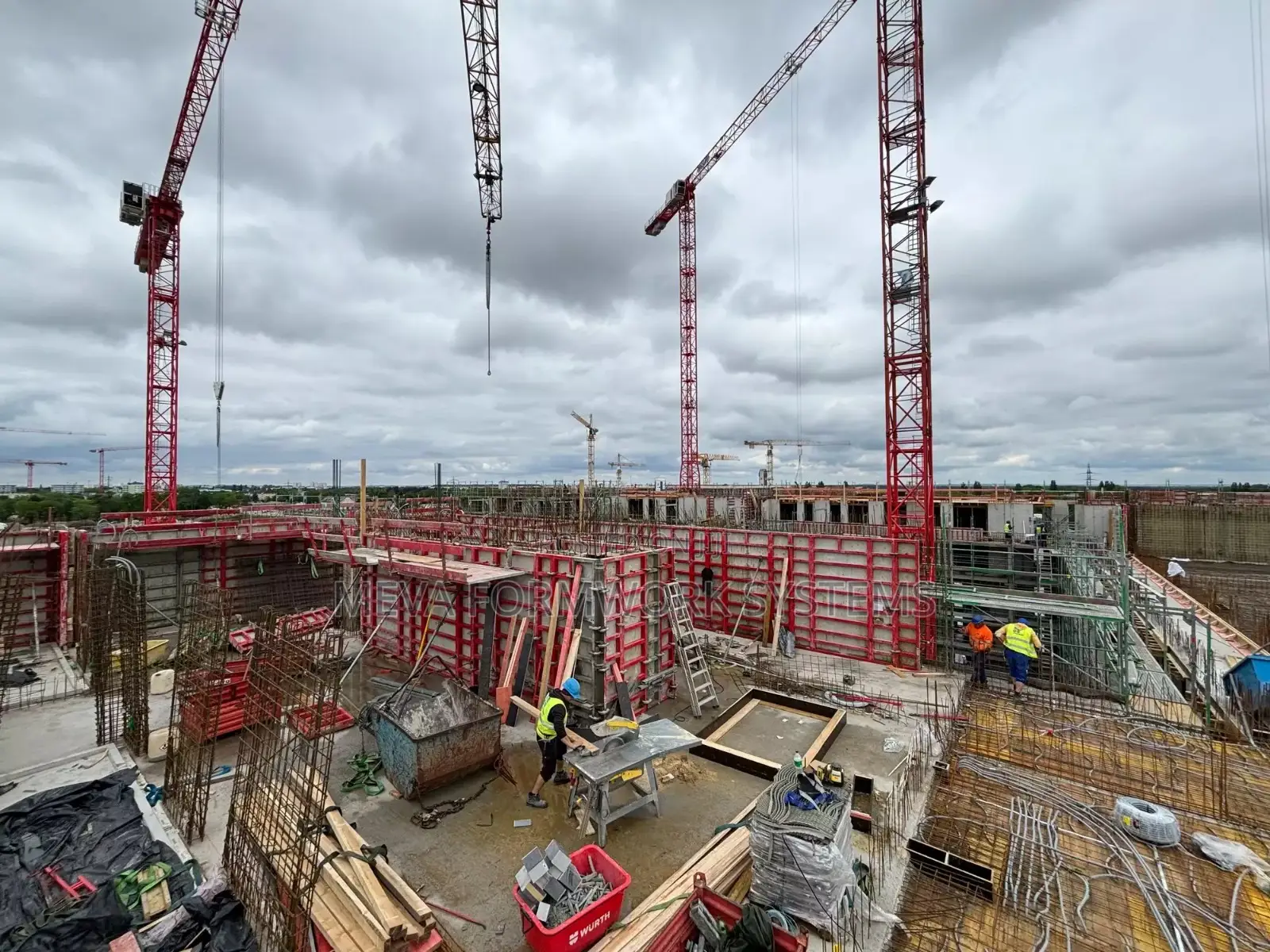 MEVA Wall Formwork MEVA ecoAs and AluFix Formwork Systems