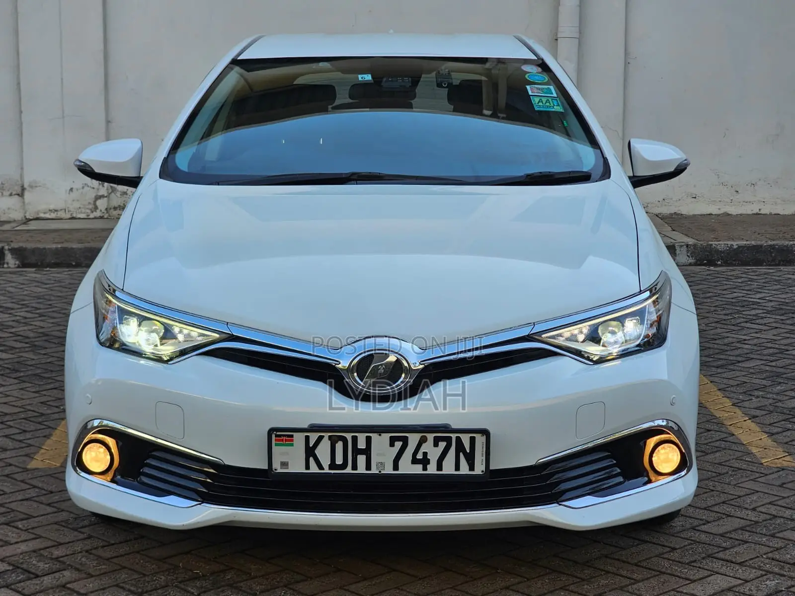 Toyota Auris 2016 White