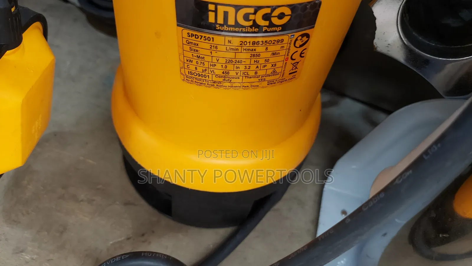 INGCO Submersible Pump (Model SPD7501) 750w