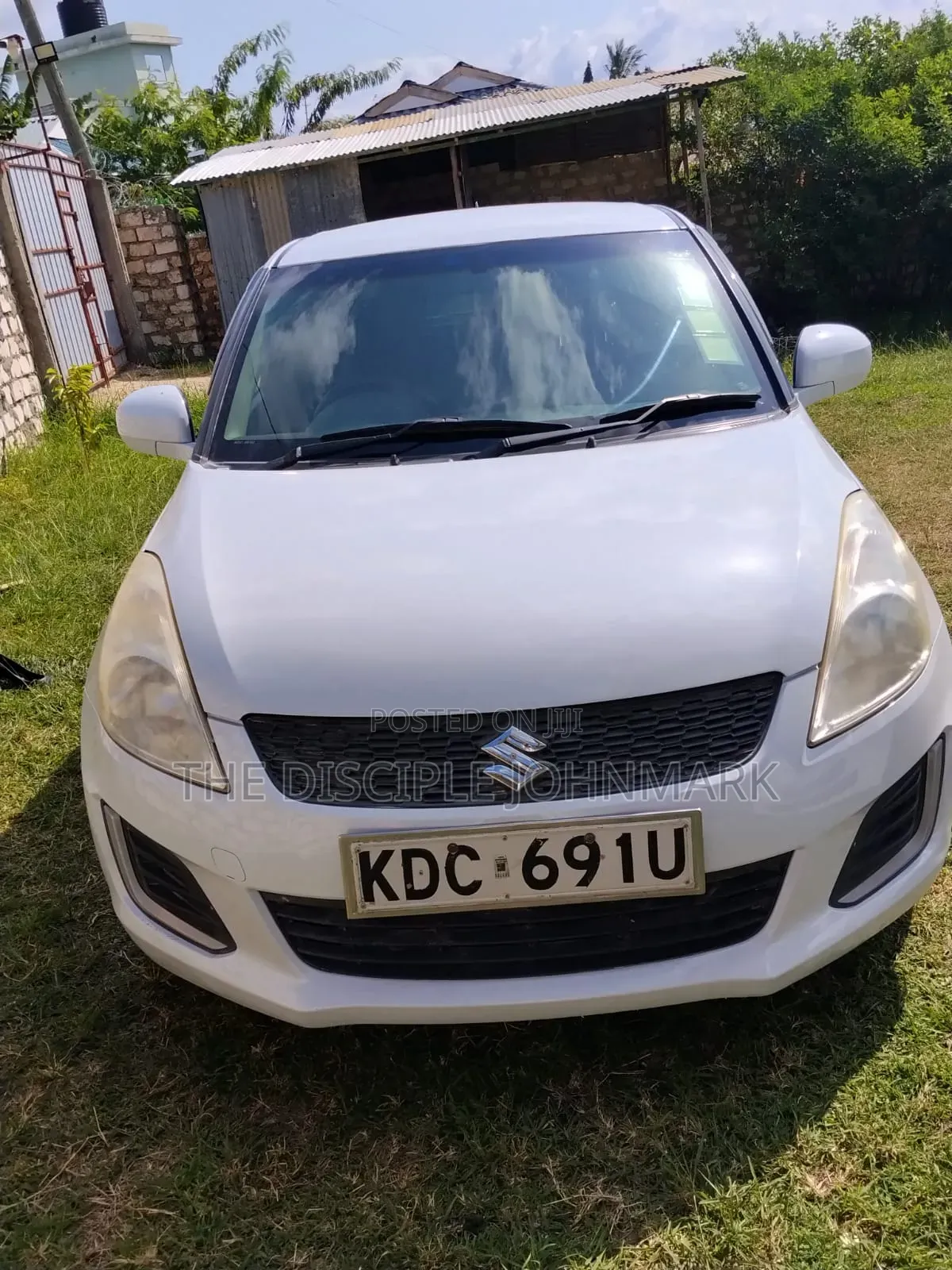 Suzuki Swift 2013 White