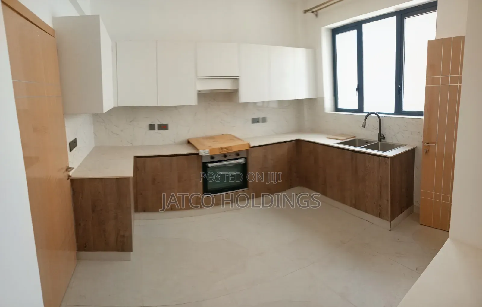 3bdrm Apartment in Westlands Brookside, Raphta Road Area for rent