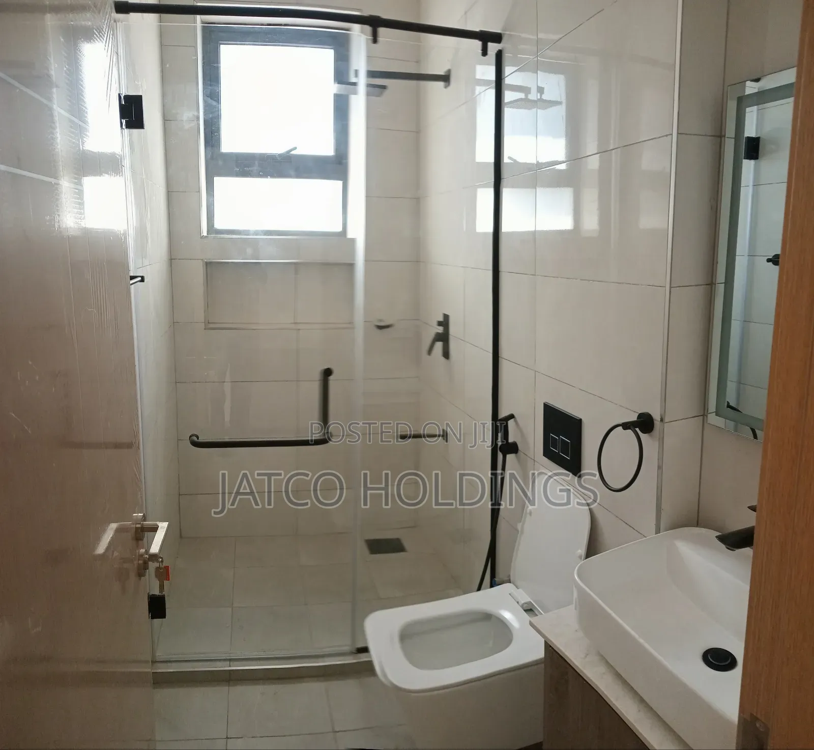 3bdrm Apartment in Westlands Brookside, Raphta Road Area for rent