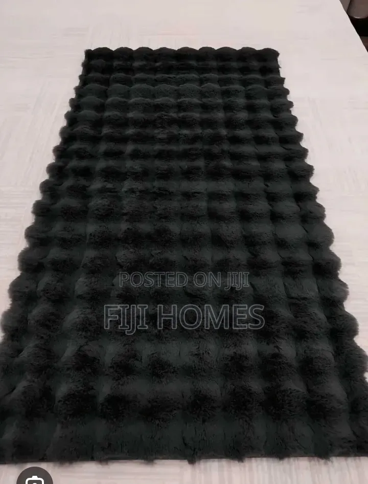 Bubble Textured Bedside Mat | Faux Rabbit Fur | 60x180cm