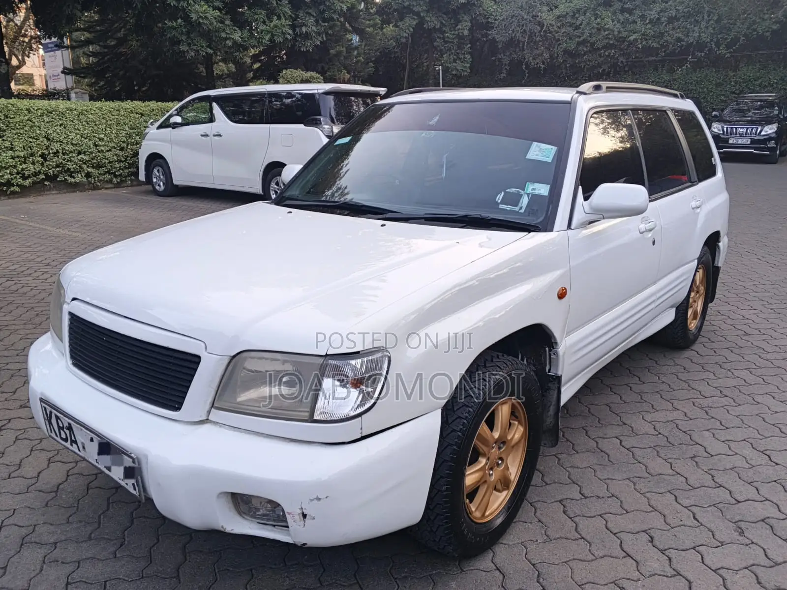 Subaru Forester 2.0 S 2000 White