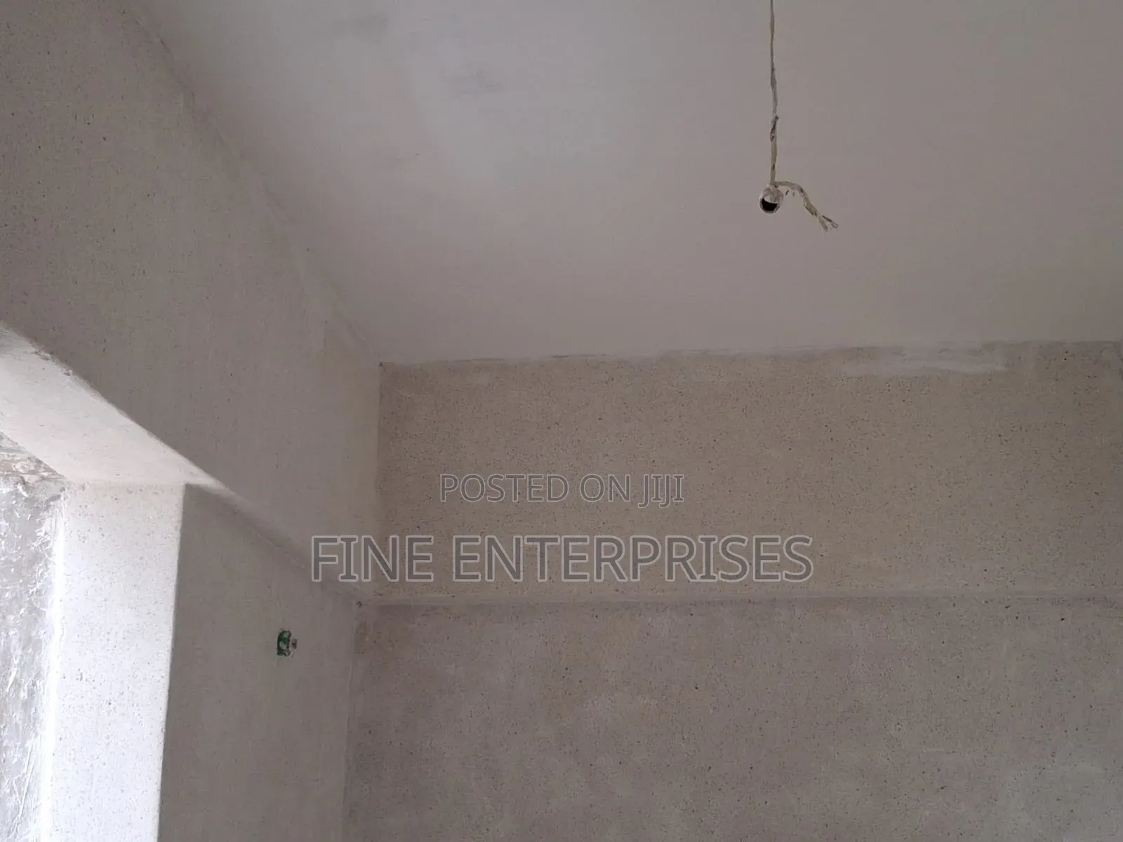 White Chip Terrazzo