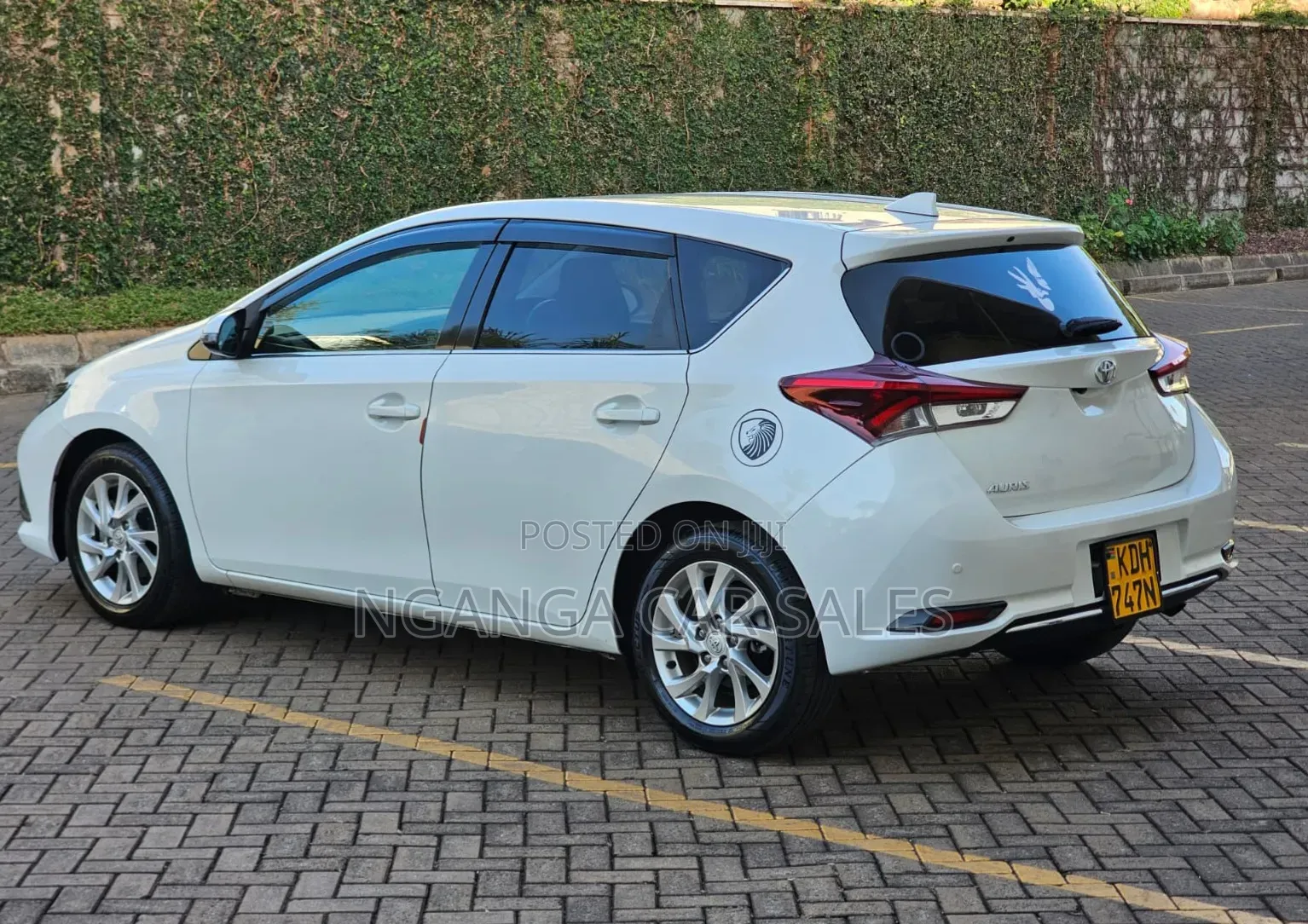 Toyota Auris 2016 White