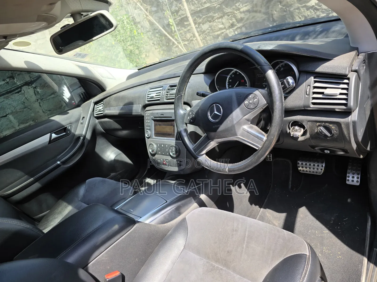 Mercedes-Benz R-Class 2013 Black