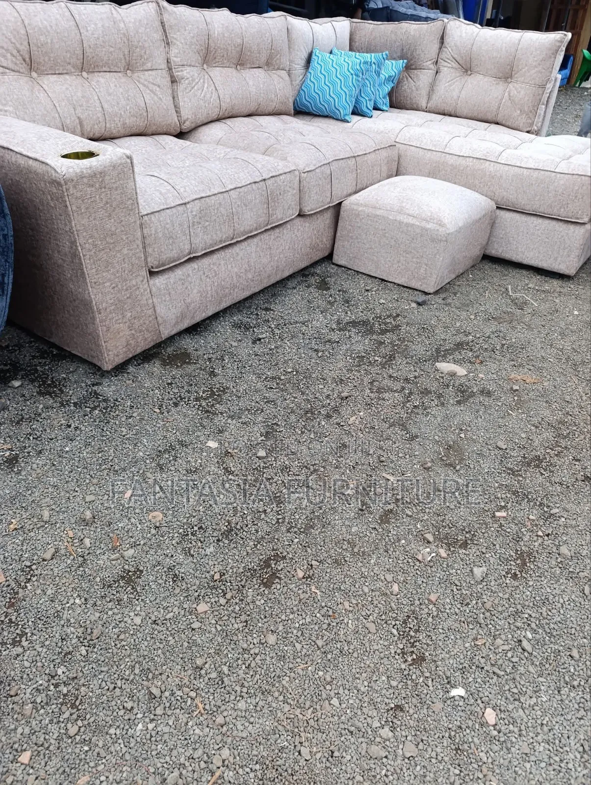 5-Seater Eige L-Shaped Sectional Sofa.