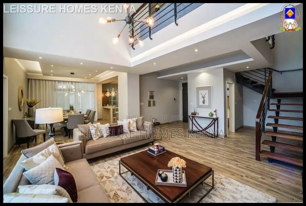 4bdrm Duplex in Riverside Drive for sale