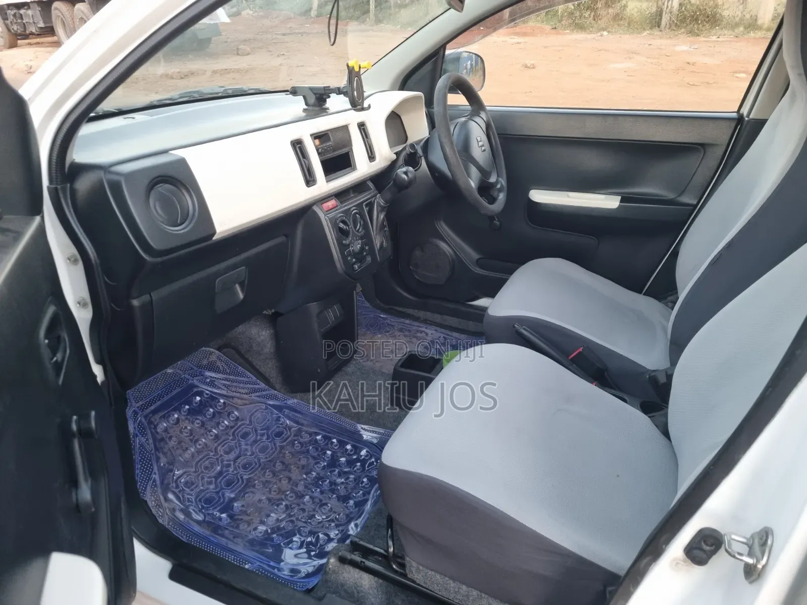 Suzuki Alto 2017 White