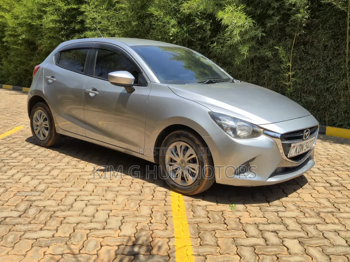 Mazda Demio 2016 Silver