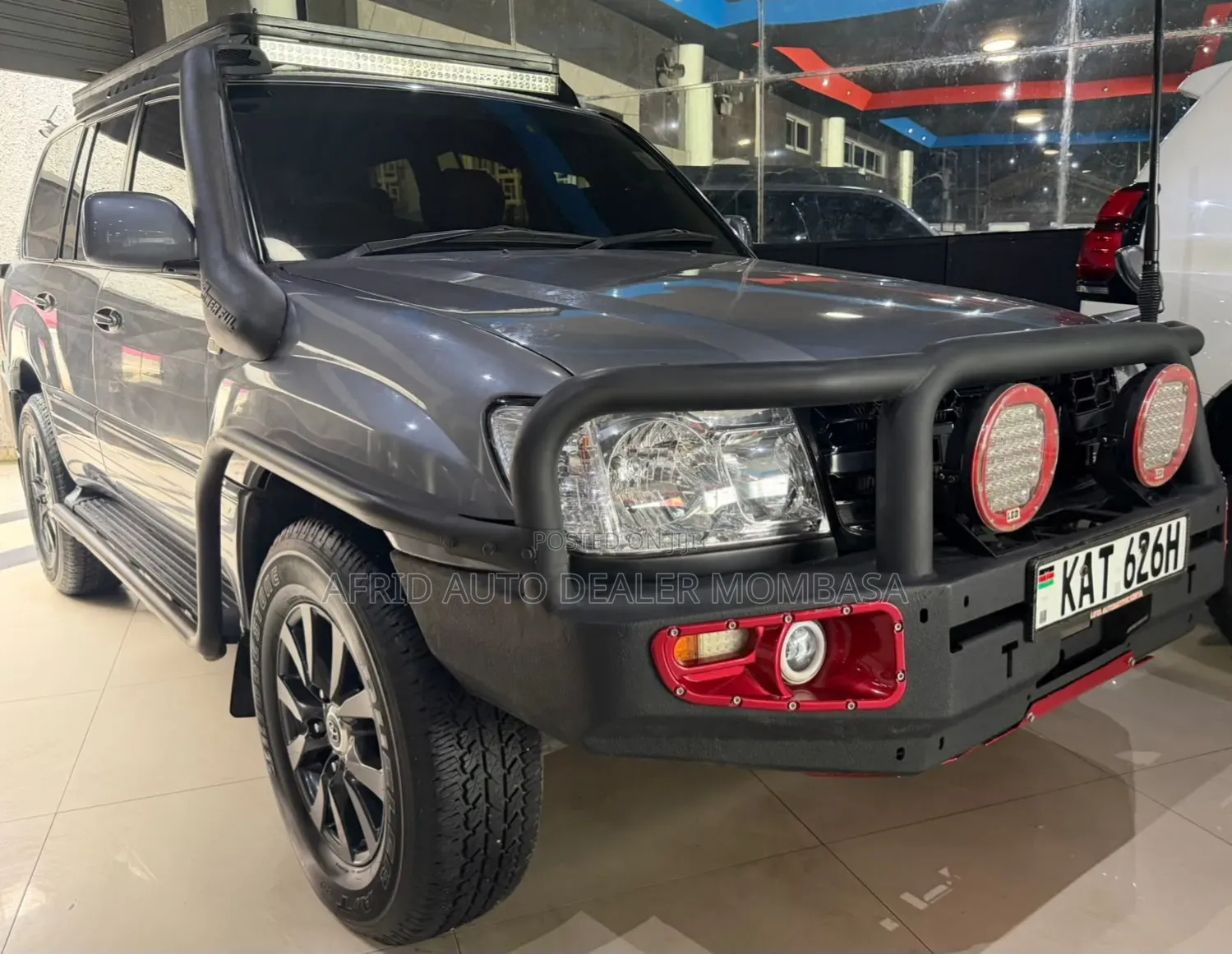 Toyota Land Cruiser 2002 Gray