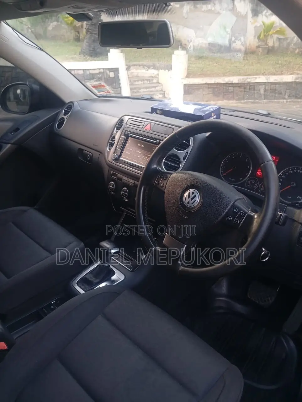 Volkswagen Tiguan 2009 Gray