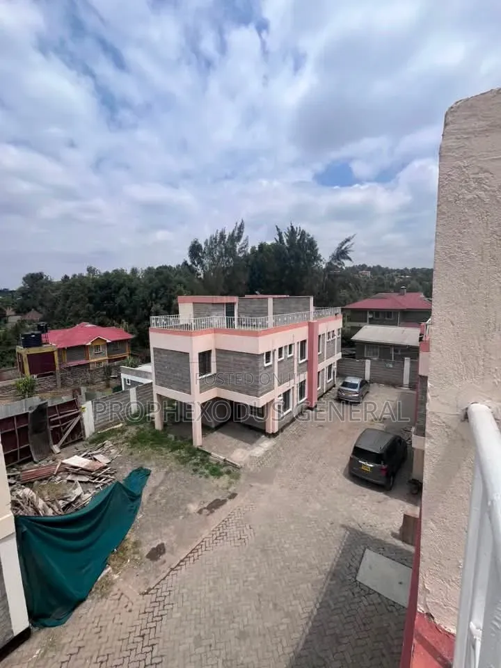 3bdrm Mansion in Rimpa for sale