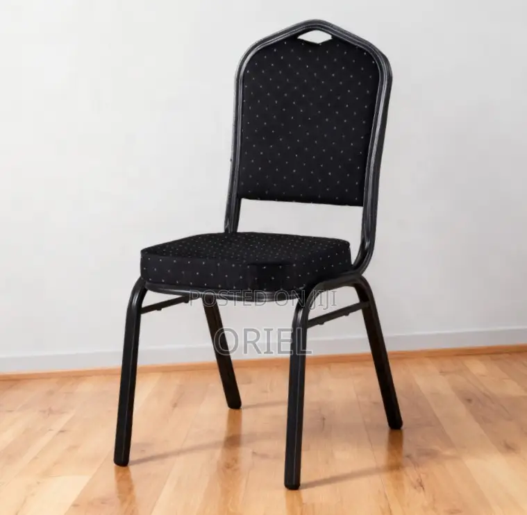 Office Chair : Black Banquet Chair