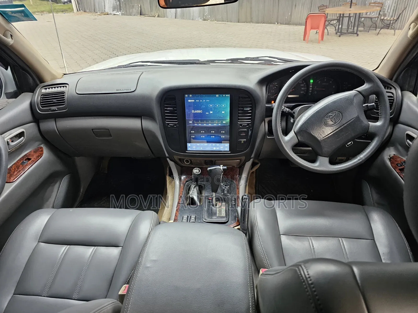 Toyota Land Cruiser 2006 White