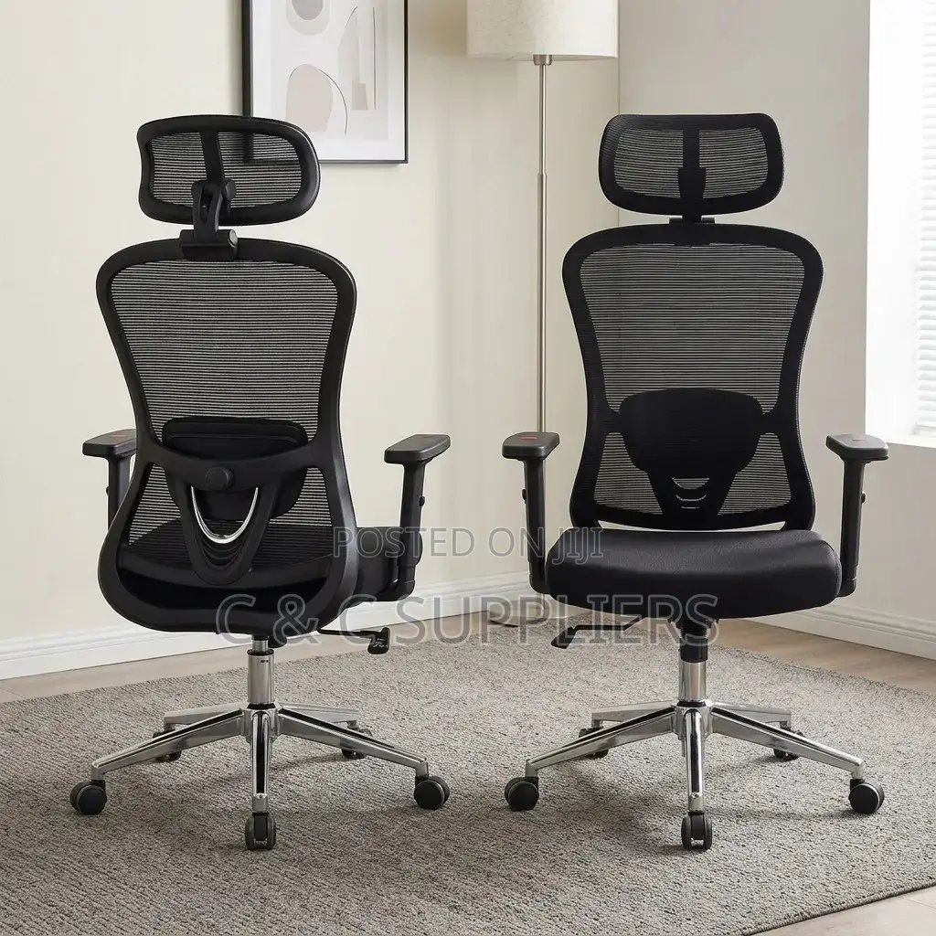 Black Adjustable Ergonomic Staff Chair.