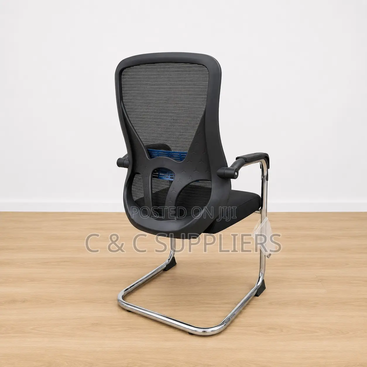 Executive Mesh Visitors Chair.