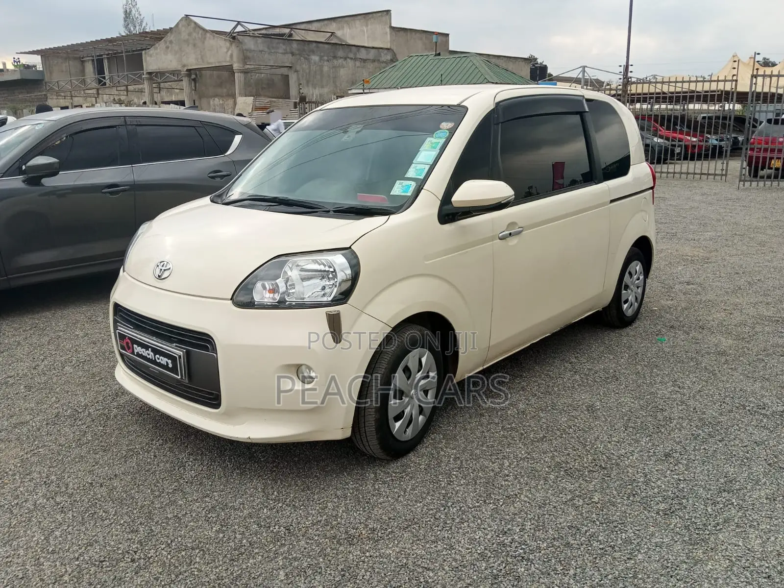 Toyota Porte 2018 Pearl