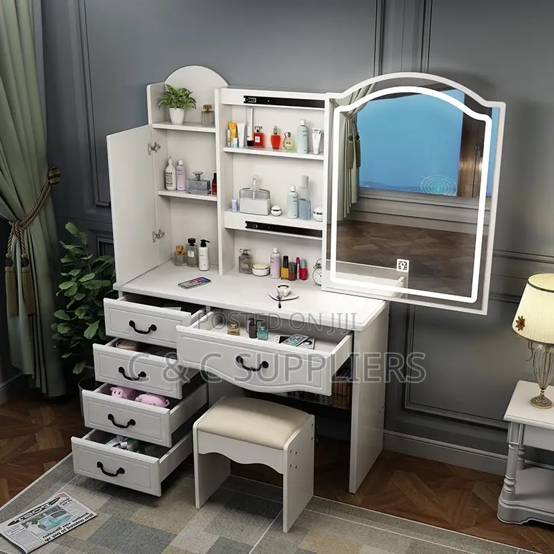 Modern Bedroom Dressing Table With Drawers.