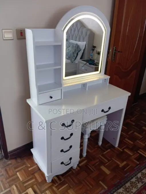 Modern Bedroom Dressing Table With Drawers.