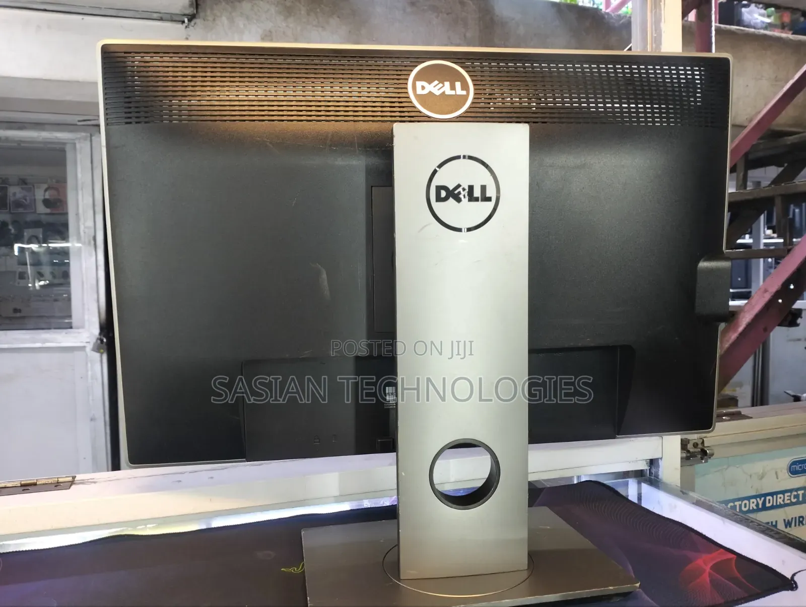 Dell U2412,mb 24 Inches Moniter