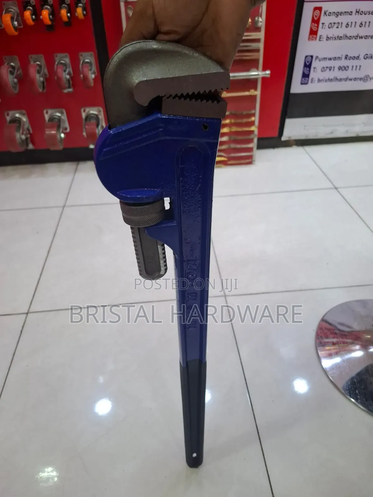 Pipe Wrench Adjustable Heavy-Duty 36"
