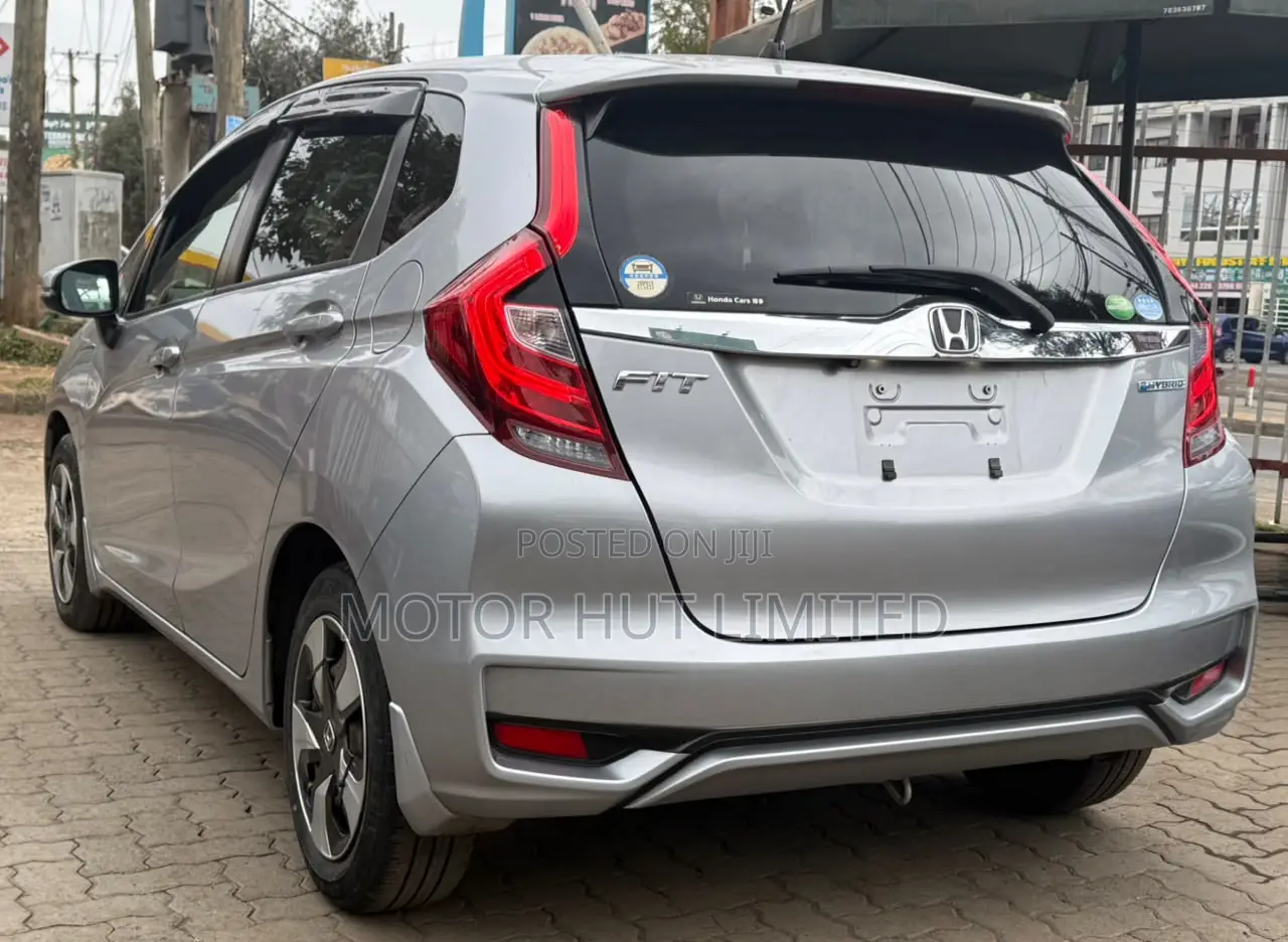 Honda Fit 2019 Silver