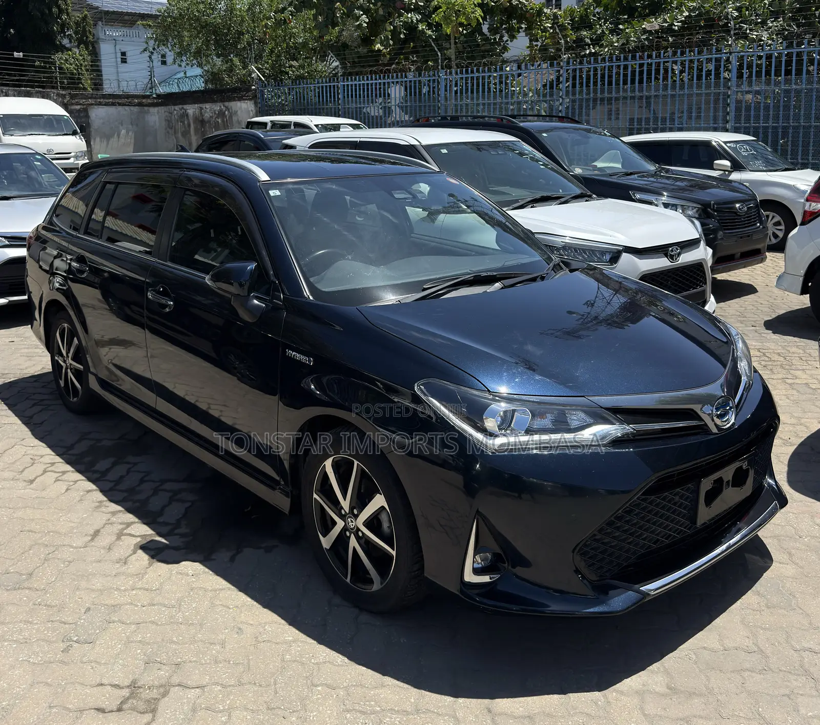 Toyota Corolla Fielder 1.5 Hybrid FWD 2019