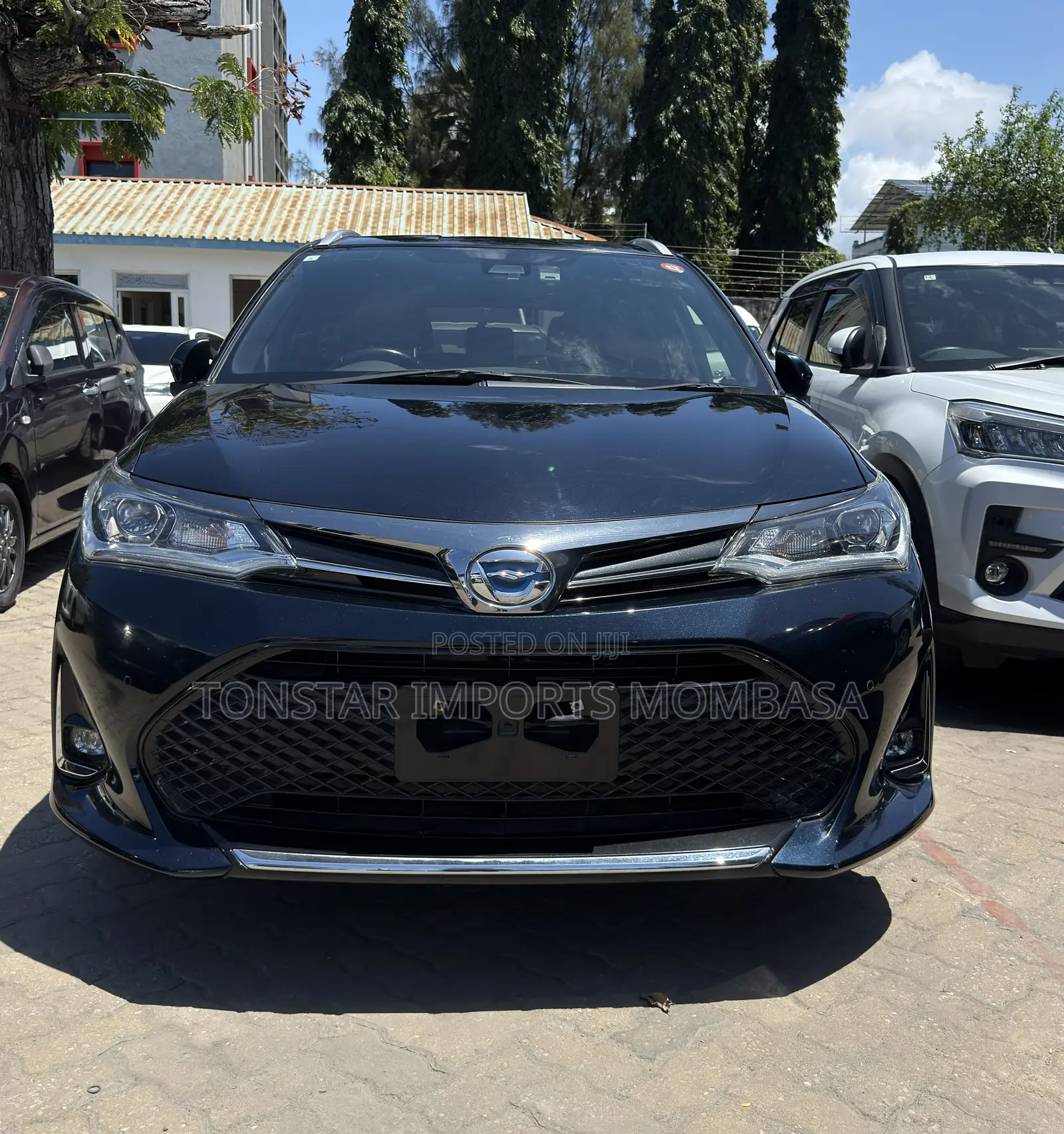 Toyota Corolla Fielder 1.5 Hybrid FWD 2019