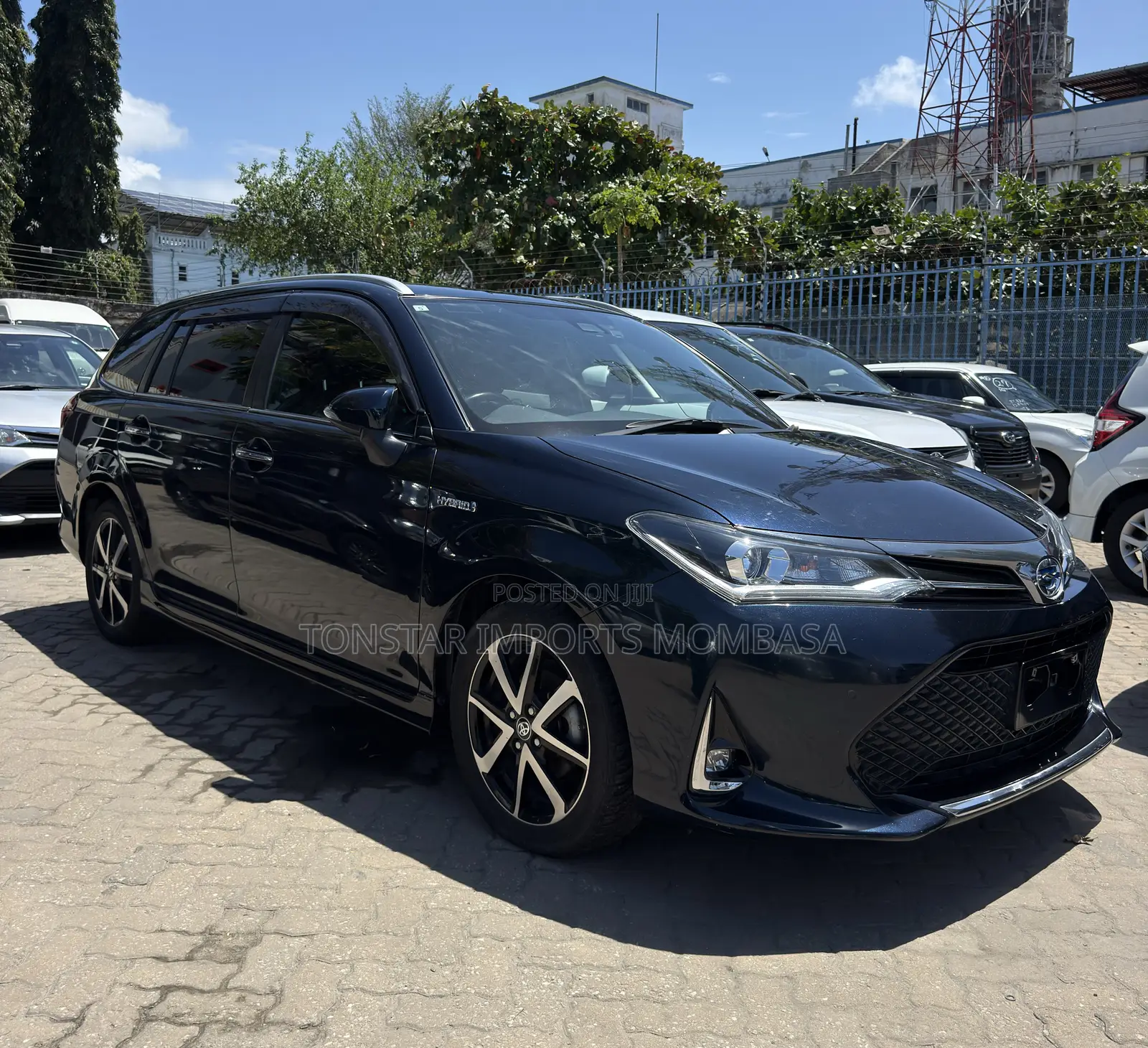 Toyota Corolla Fielder 1.5 Hybrid FWD 2019