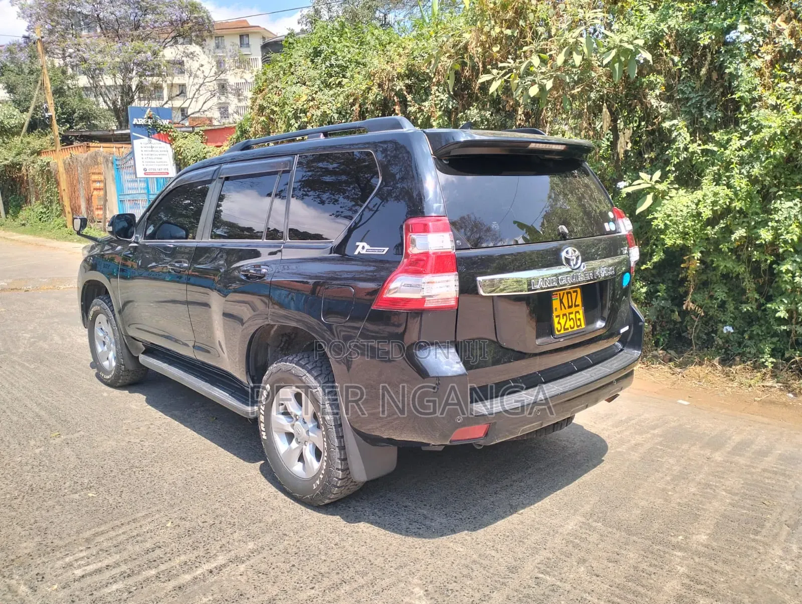 Toyota Land Cruiser Prado 2012 Matt Black