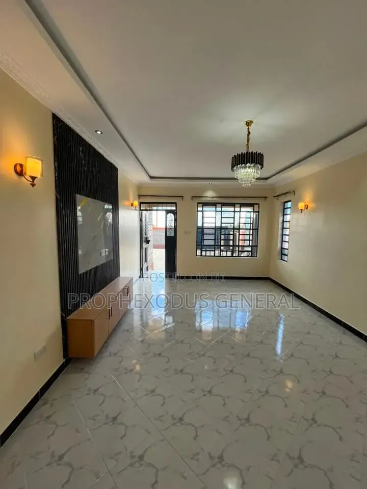 3bdrm Bungalow in Nkoroi for sale