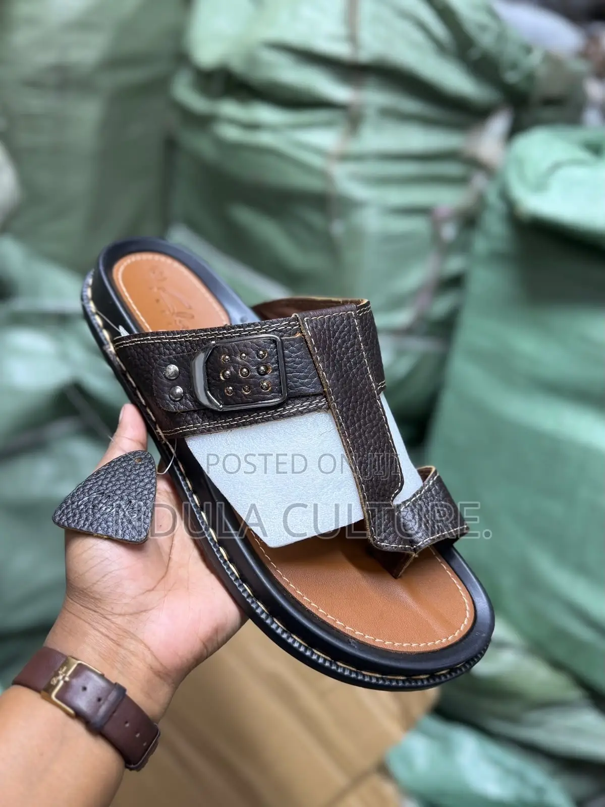 Clarks Toe Post Sandals