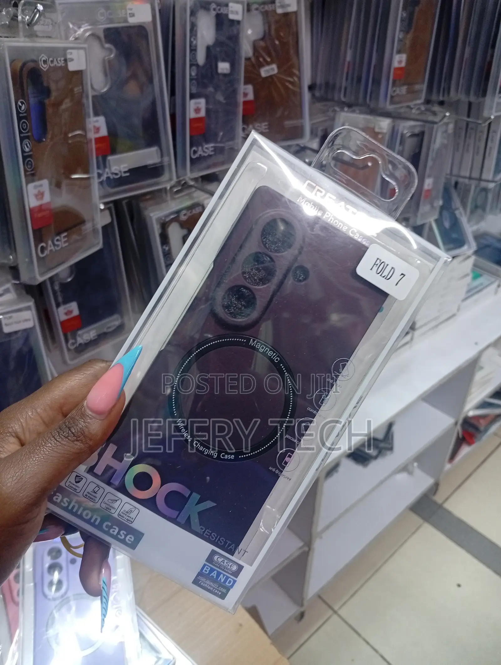 Dark Purple Magnetic Case Packaged in a Clear Plastic Box "FOLD 7